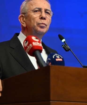 Müslim Sarı’nın Eleştirileri Sonrası Mansur Yavaş Partisinden İstifa Etti