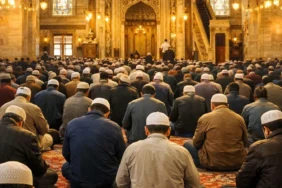Diyanet cuma hutbesinde sosyal medya paylaşımlarında doğruluk ve mahremiyet uyarısı yaptı