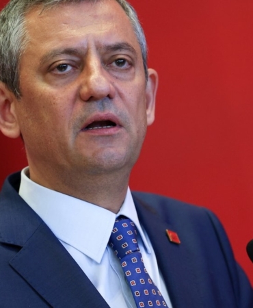 Özgür Özel Milletvekili Çalışma Toplantısında Yerel Seçim ve Bütçe Mesajları Verdi
