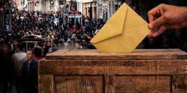 Arayüz Kampanyası gençlik araştırması ekonomik tabloyu ve seçmen eğilimlerini ortaya koydu