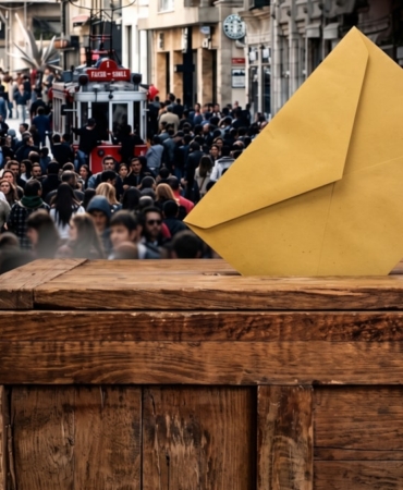 Arayüz Kampanyası gençlik araştırması ekonomik tabloyu ve seçmen eğilimlerini ortaya koydu