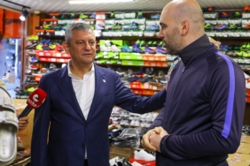 Özgür Özel Rize'de Selden Zarar Gören Esnafı Ziyaret Etti