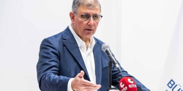 Gazeteci Saygı Öztürk Cemil Tugay ile geçmişte yaptığı parti değiştirme görüşmesini aktardı