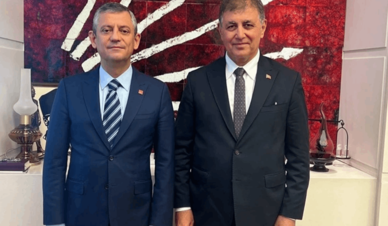 YENİ Parti Grup Başkanvekili Ali Mahir Başarır Cemil Tugay'ın AKP'ye geçişini eleştirdi