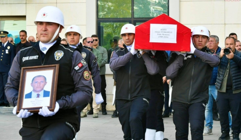 Şehit Polis Ahmet Türkoğlu İçin Ankara Emniyetinde Resmi Uğurlama Töreni Yapıldı