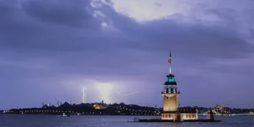 İstanbul İçin Fırtına ve Sağanak Uyarısı
