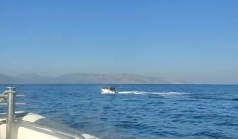 Midilli ve Sisam Açıklarında İki Göçmen Teknesi Battı: Biri Bebek 12 Ölü